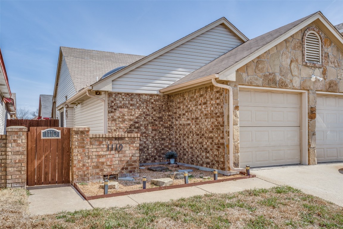 1110 Colbert Lane Duncanville TX 75137