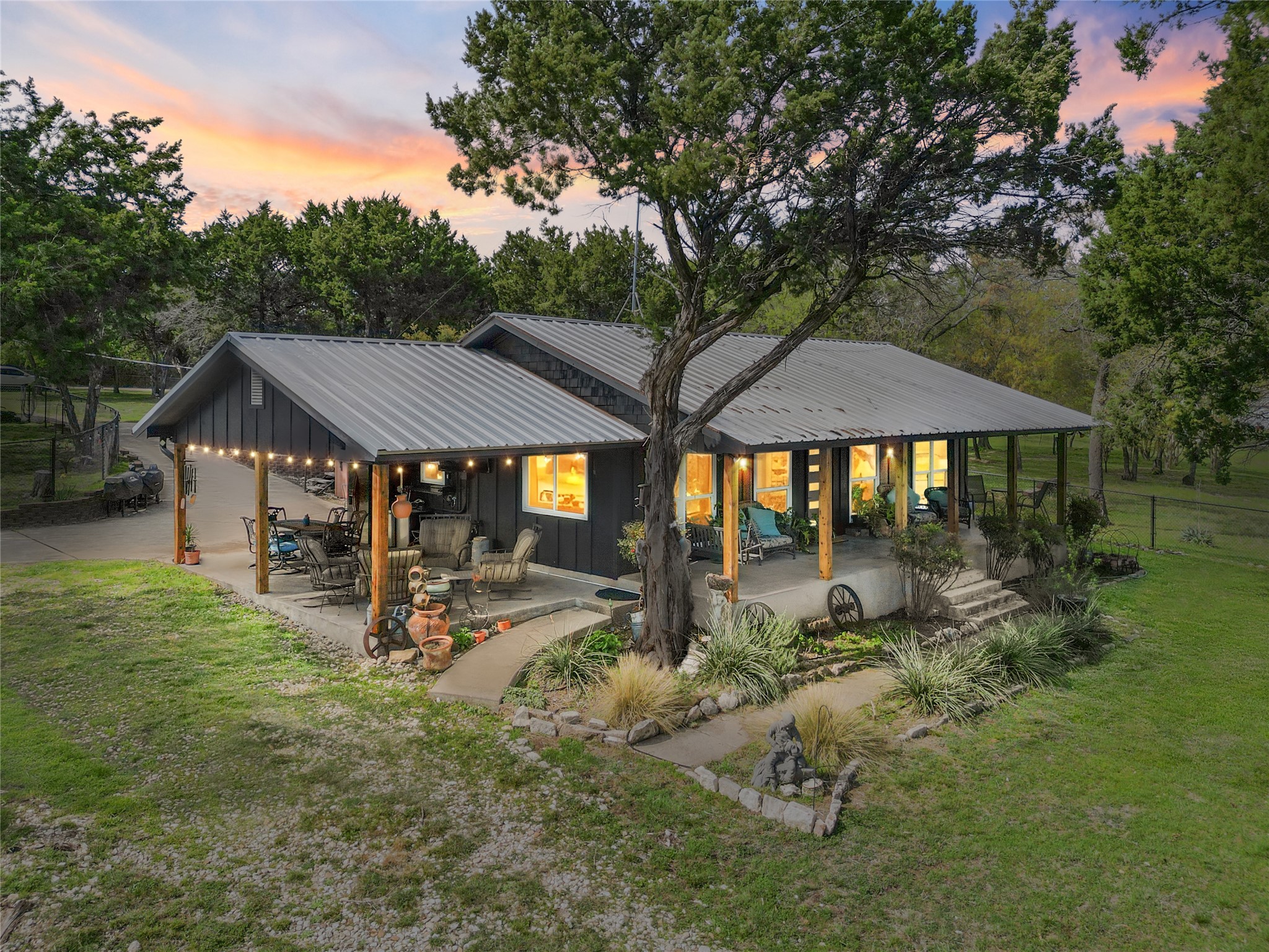 Clifton TX, 115 County Road 1620