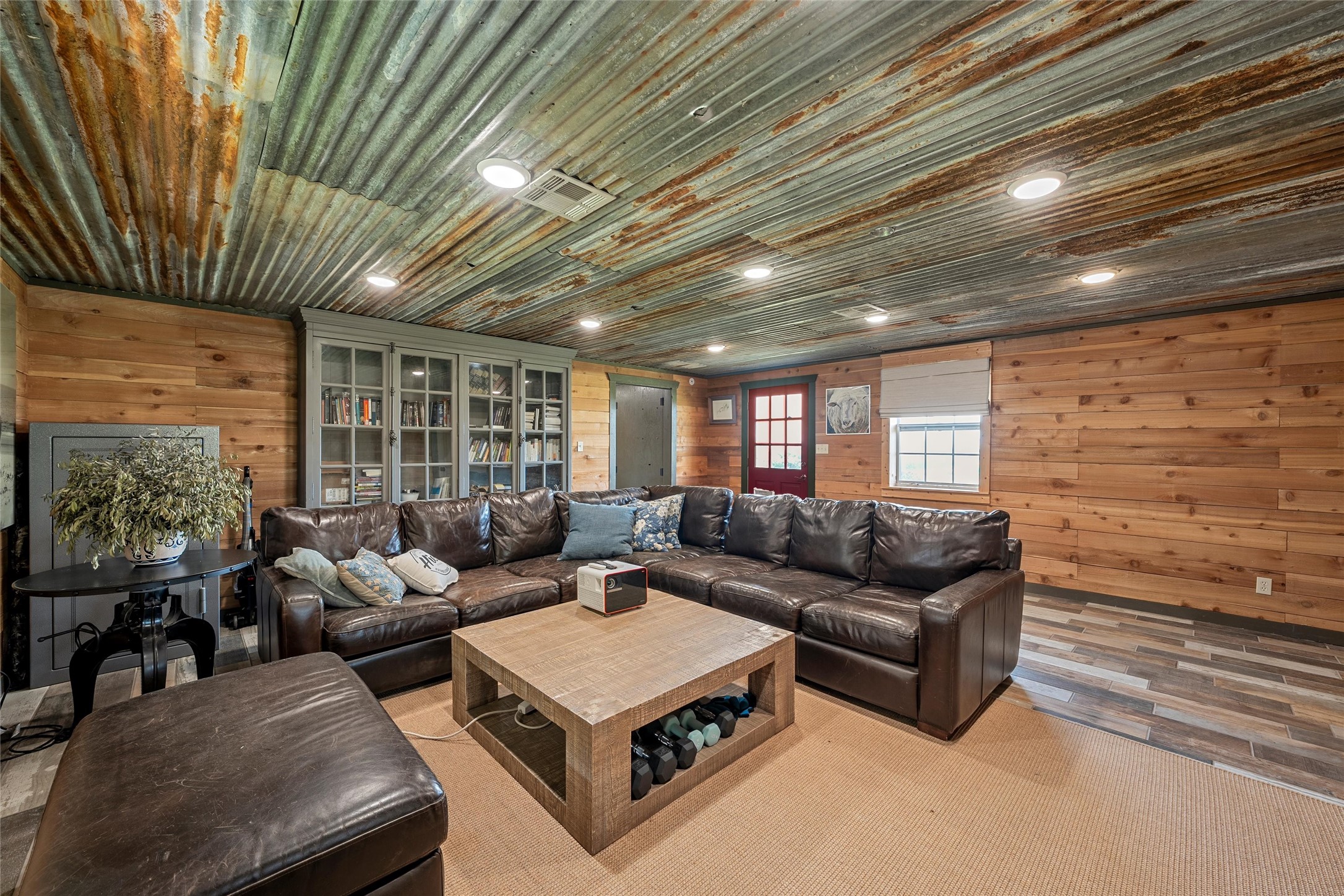 153 County Road 2139 Iredell TX 76649