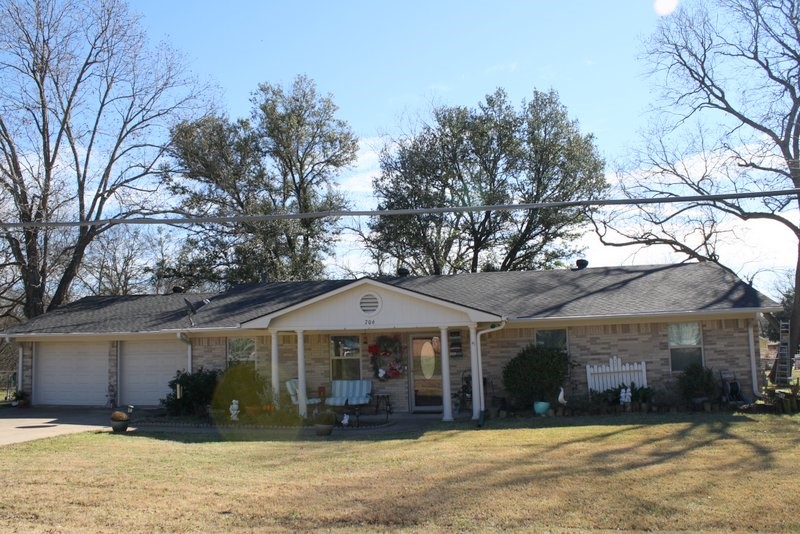 706 E 11th Street Kemp TX 75143