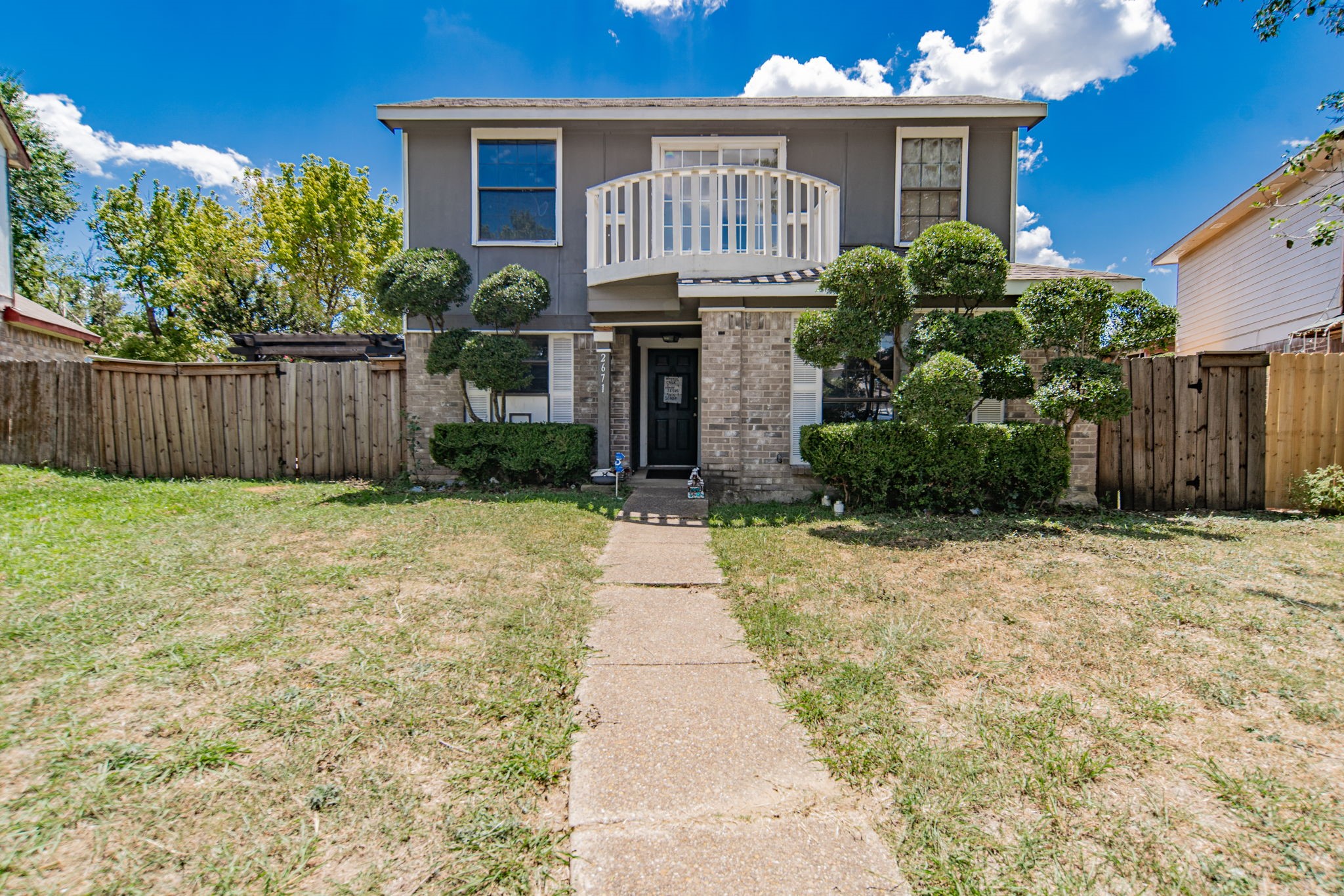 2671 Clayton Oaks Drive Dallas TX 75227