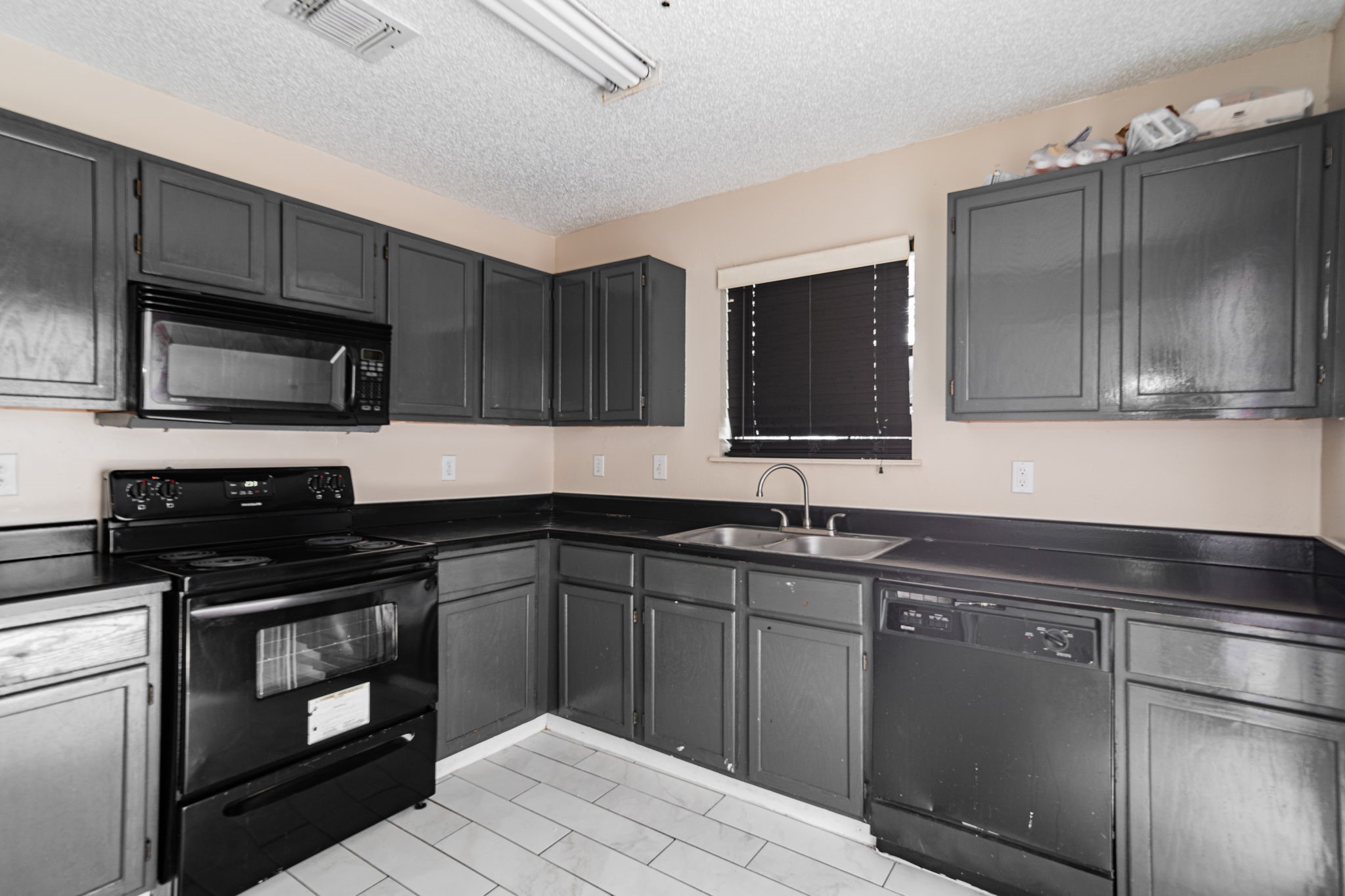2671 Clayton Oaks Drive Dallas TX 75227