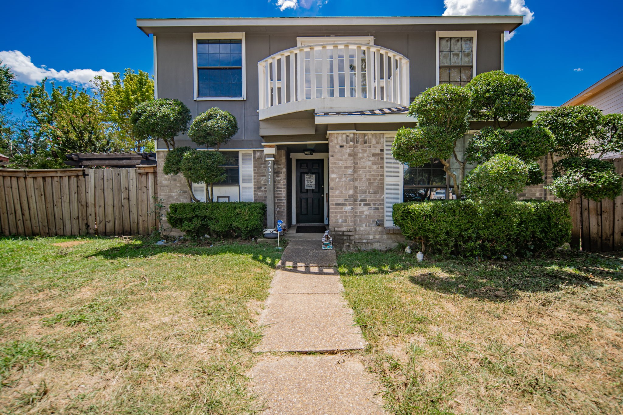 2671 Clayton Oaks Drive Dallas TX 75227