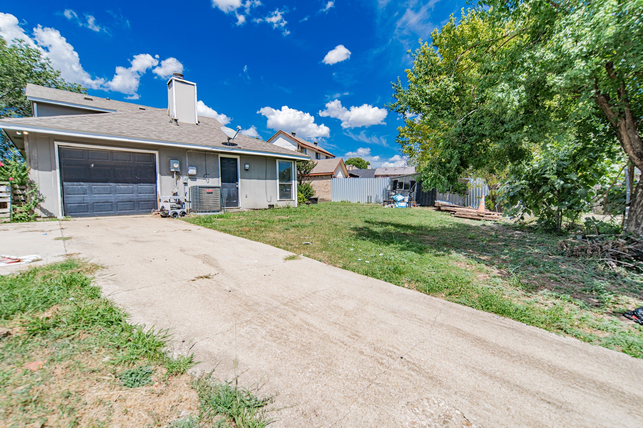 2671 Clayton Oaks Drive Dallas TX 75227
