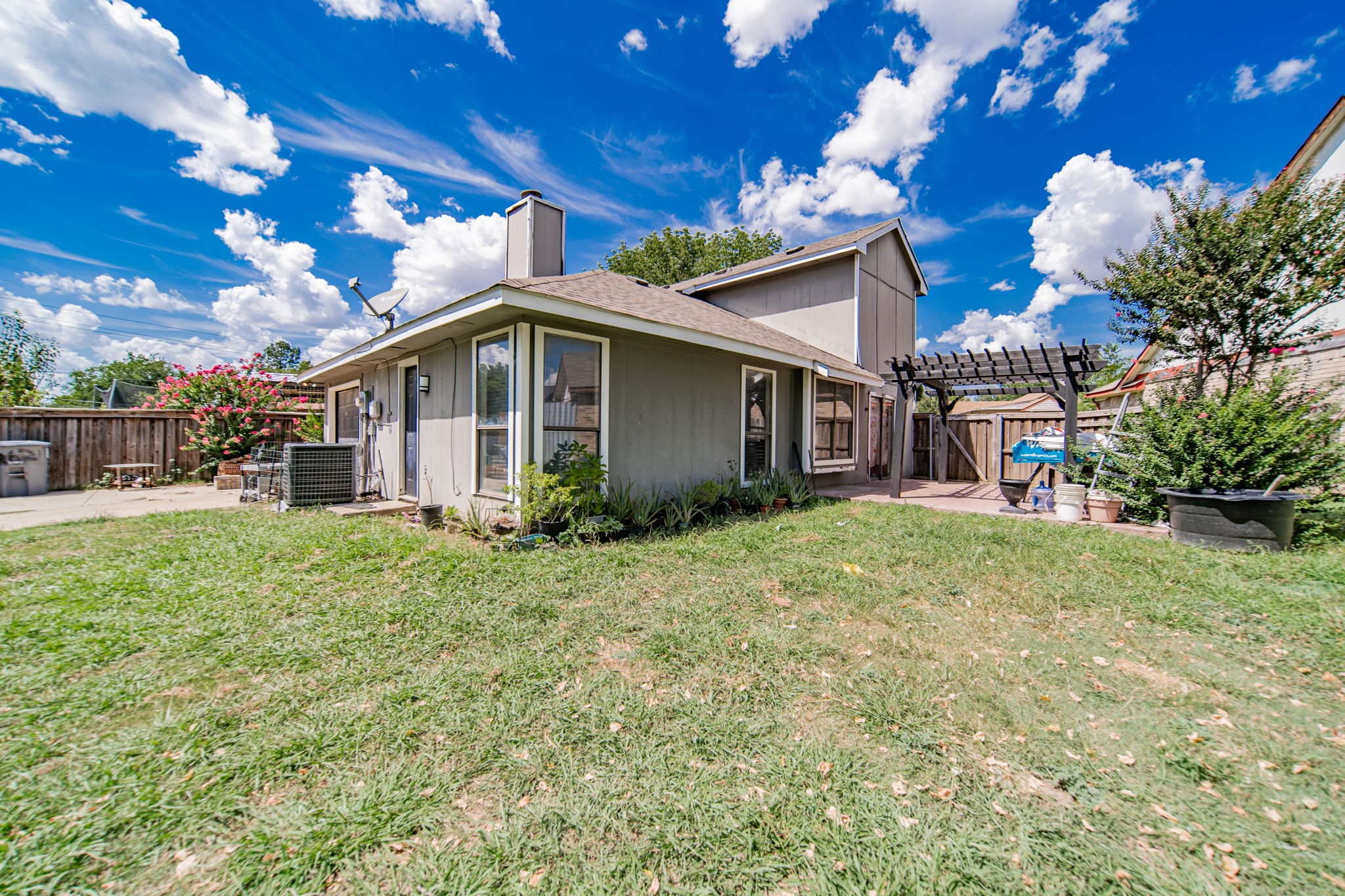 2671 Clayton Oaks Drive Dallas TX 75227