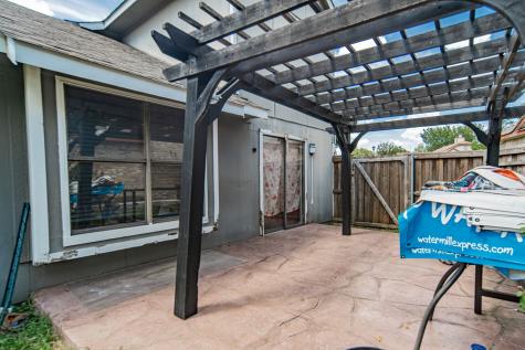 2671 Clayton Oaks Drive Dallas TX 75227