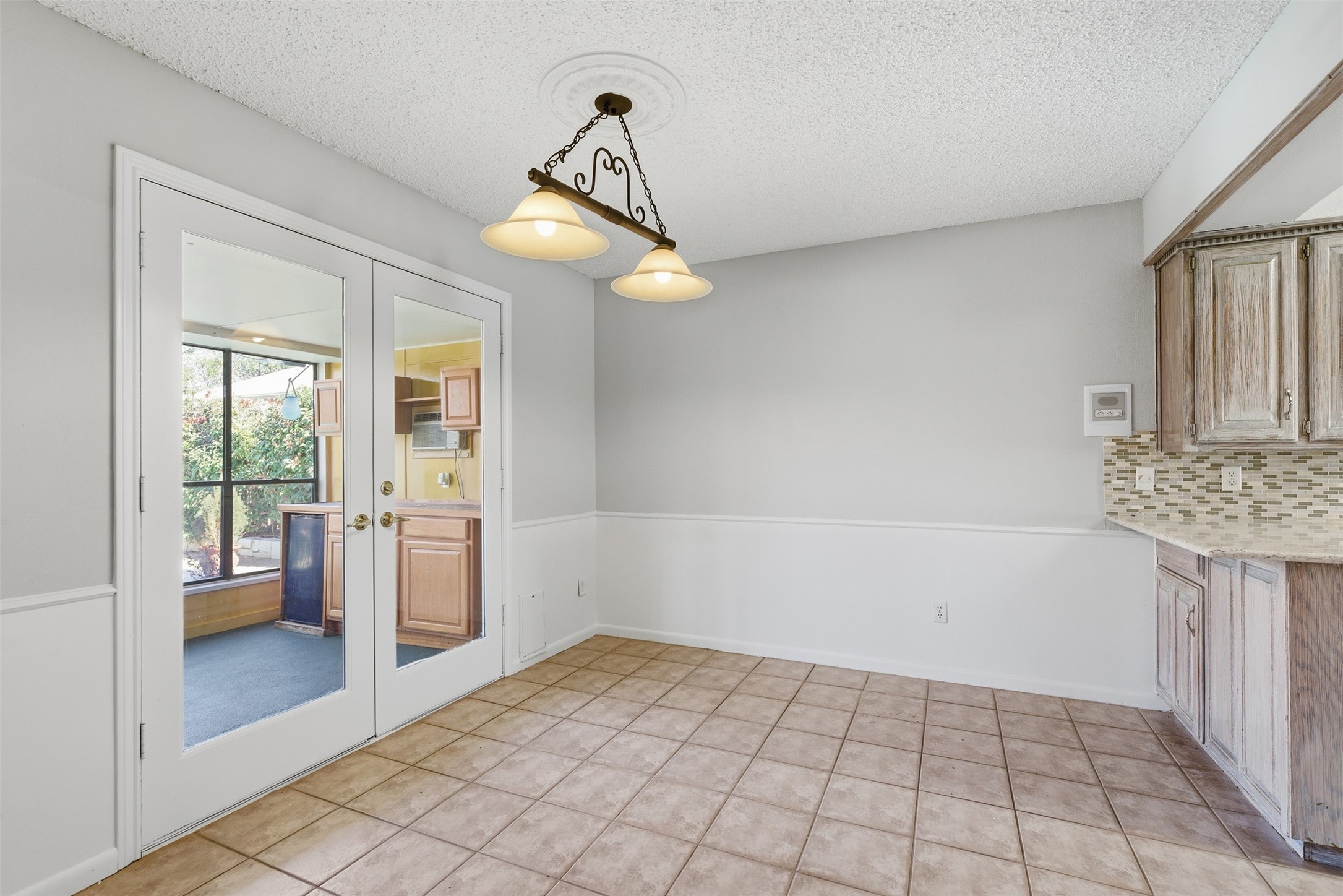1905 Wimbledon Drive Arlington TX 76017