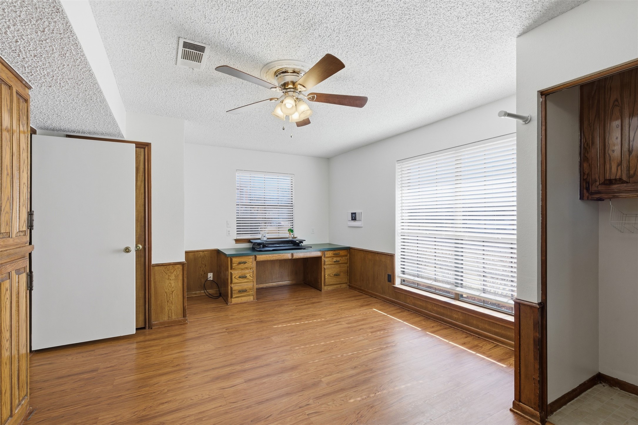 1905 Wimbledon Drive Arlington TX 76017