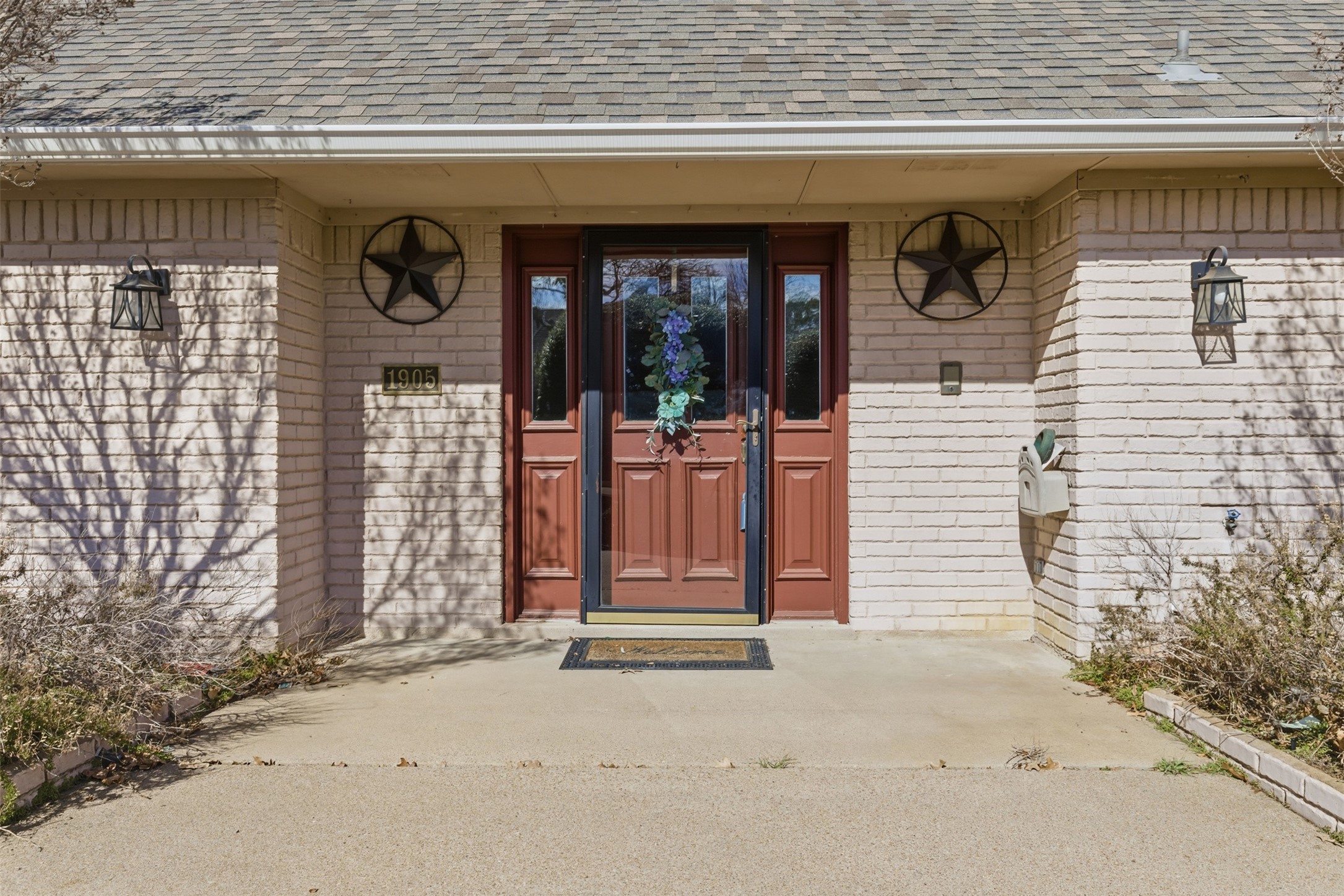 1905 Wimbledon Drive Arlington TX 76017