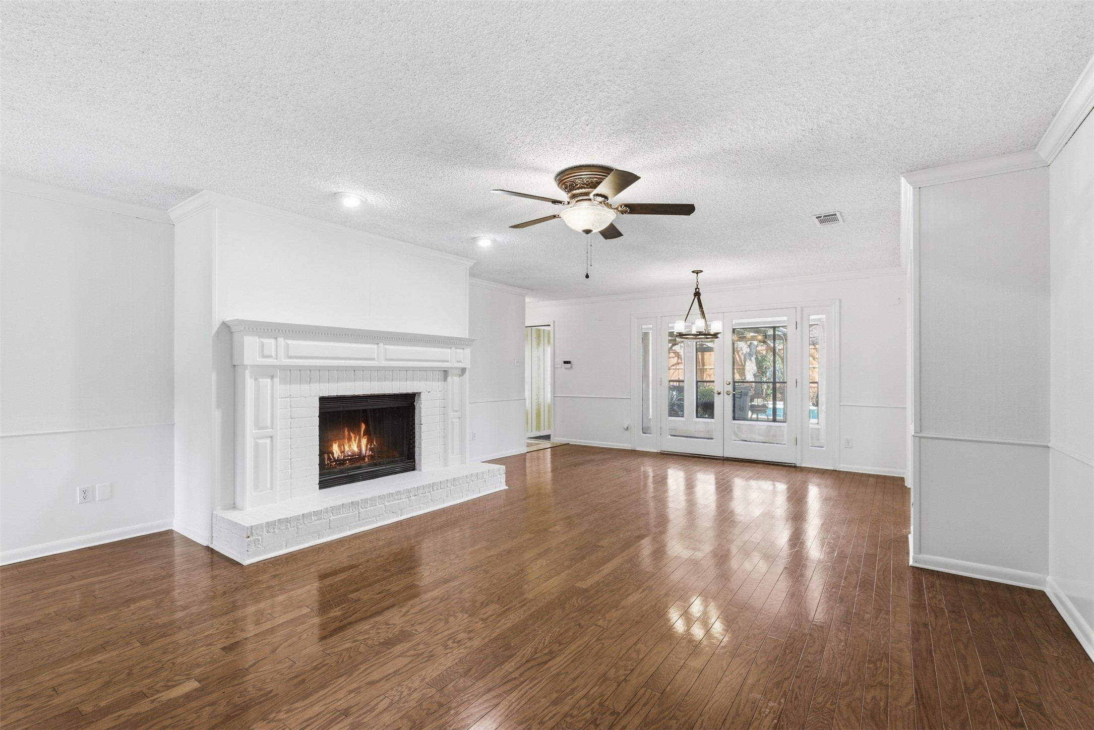 1905 Wimbledon Drive Arlington TX 76017