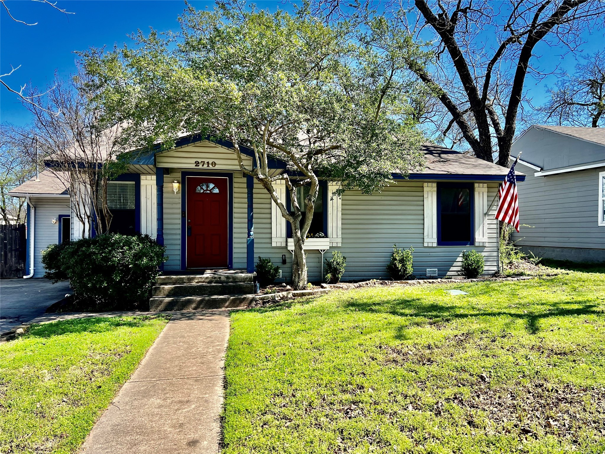 2710 Bolivar Street Denton TX 76201