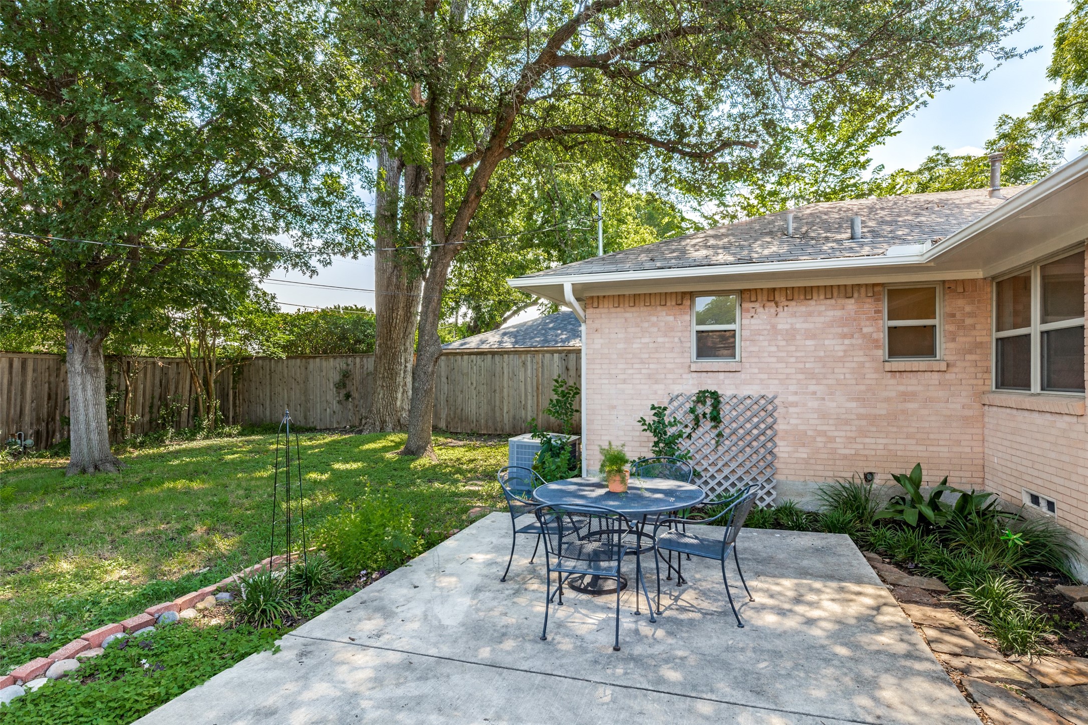 7025 Wake Forrest Drive Dallas TX 75214
