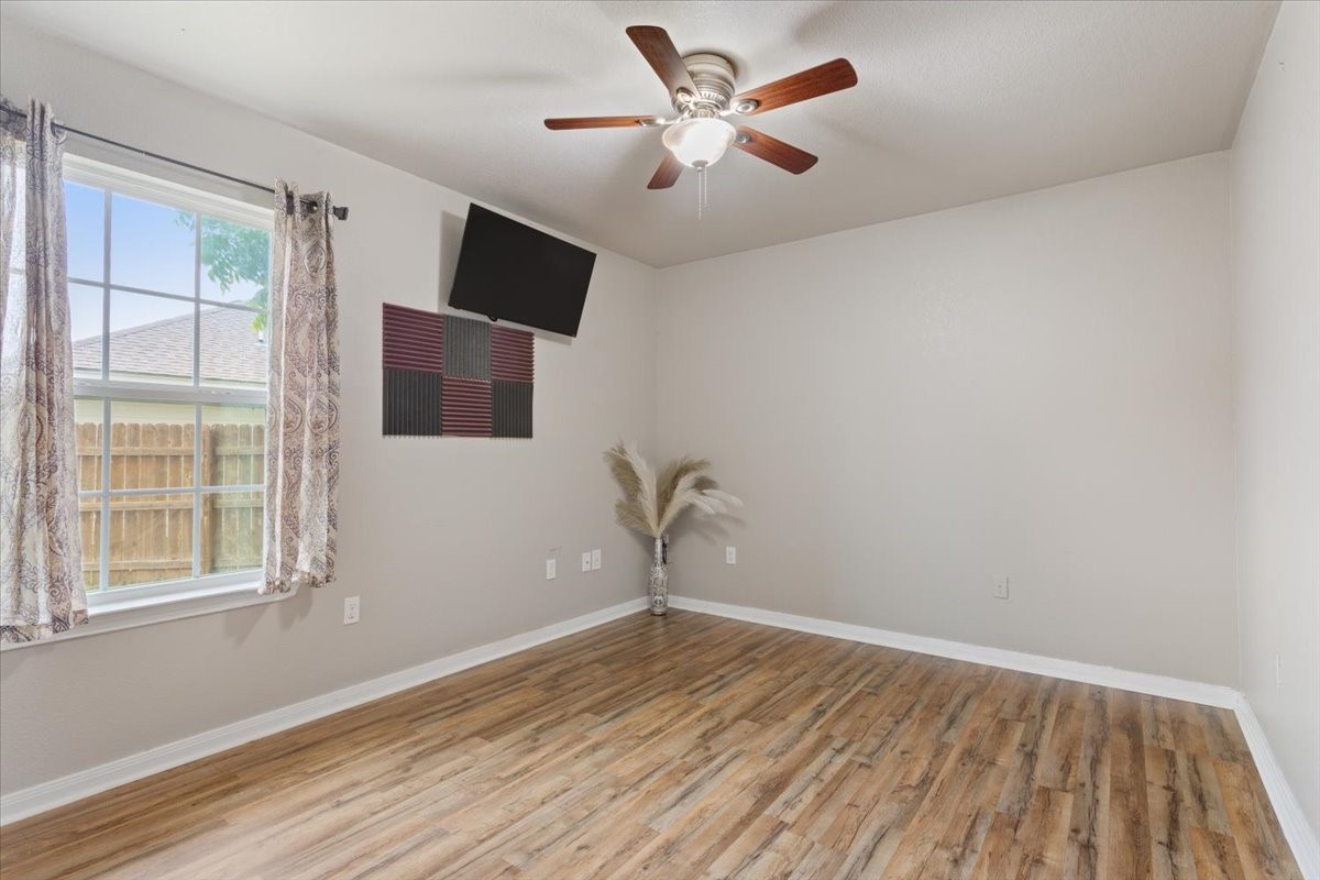 605 Powers Street Lacy Lakeview TX 76705
