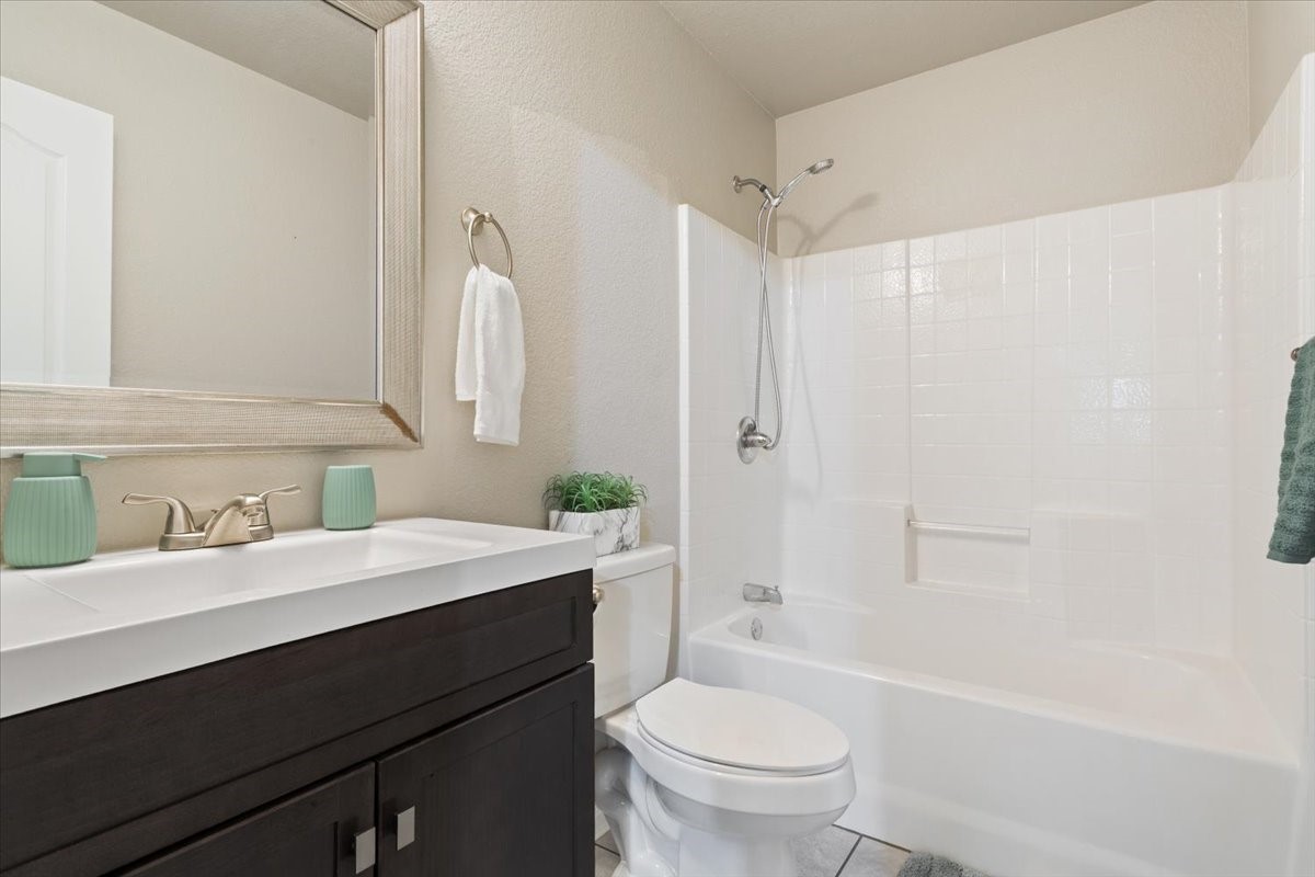 605 Powers Street Lacy Lakeview TX 76705