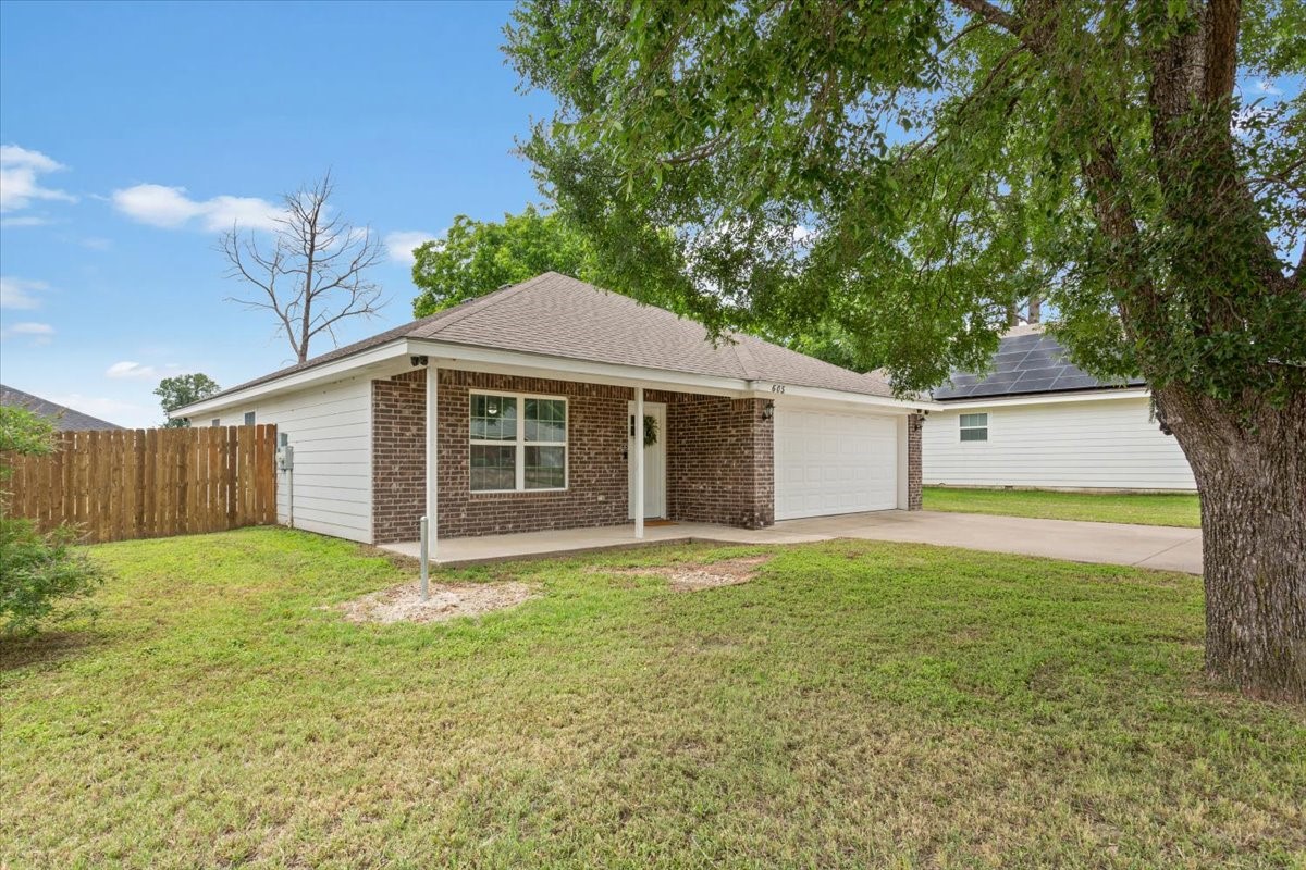 605 Powers Street Lacy Lakeview TX 76705
