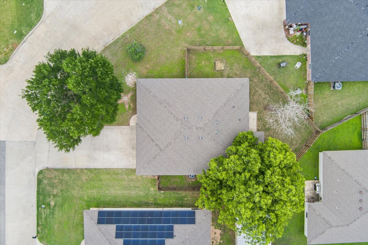 605 Powers Street Lacy Lakeview TX 76705