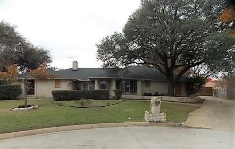 4817 South Drive W Fort Worth TX 76132