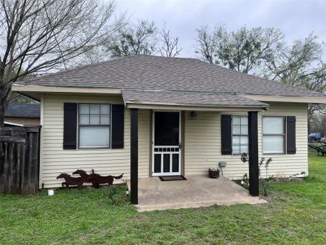 204 E South Main Street Blooming Grove TX 76626