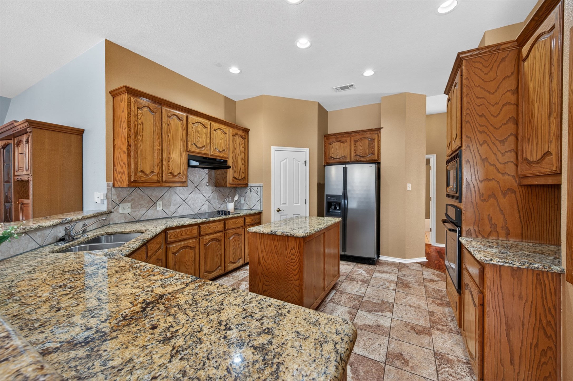 4821 Diamond Trace Trail Fort Worth TX 76244