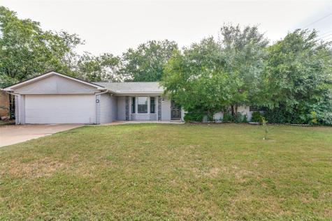1904 Old Kirk Road Bedford TX 76022