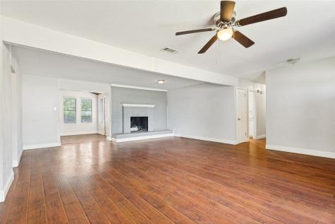 1904 Old Kirk Road Bedford TX 76022