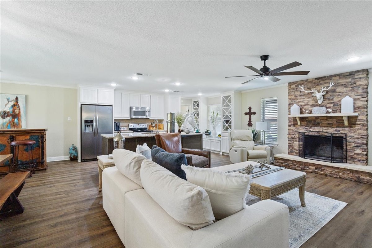 175 Glenwood Drive Denison TX 75020