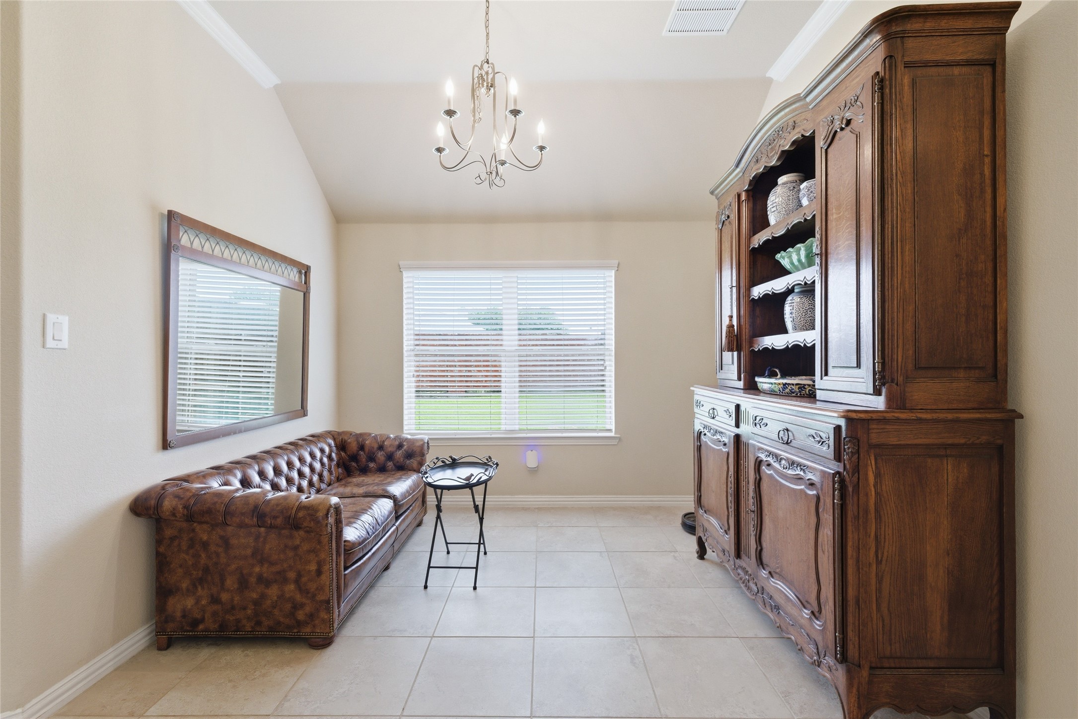 800 Silverthorne Drive Burleson TX 76028