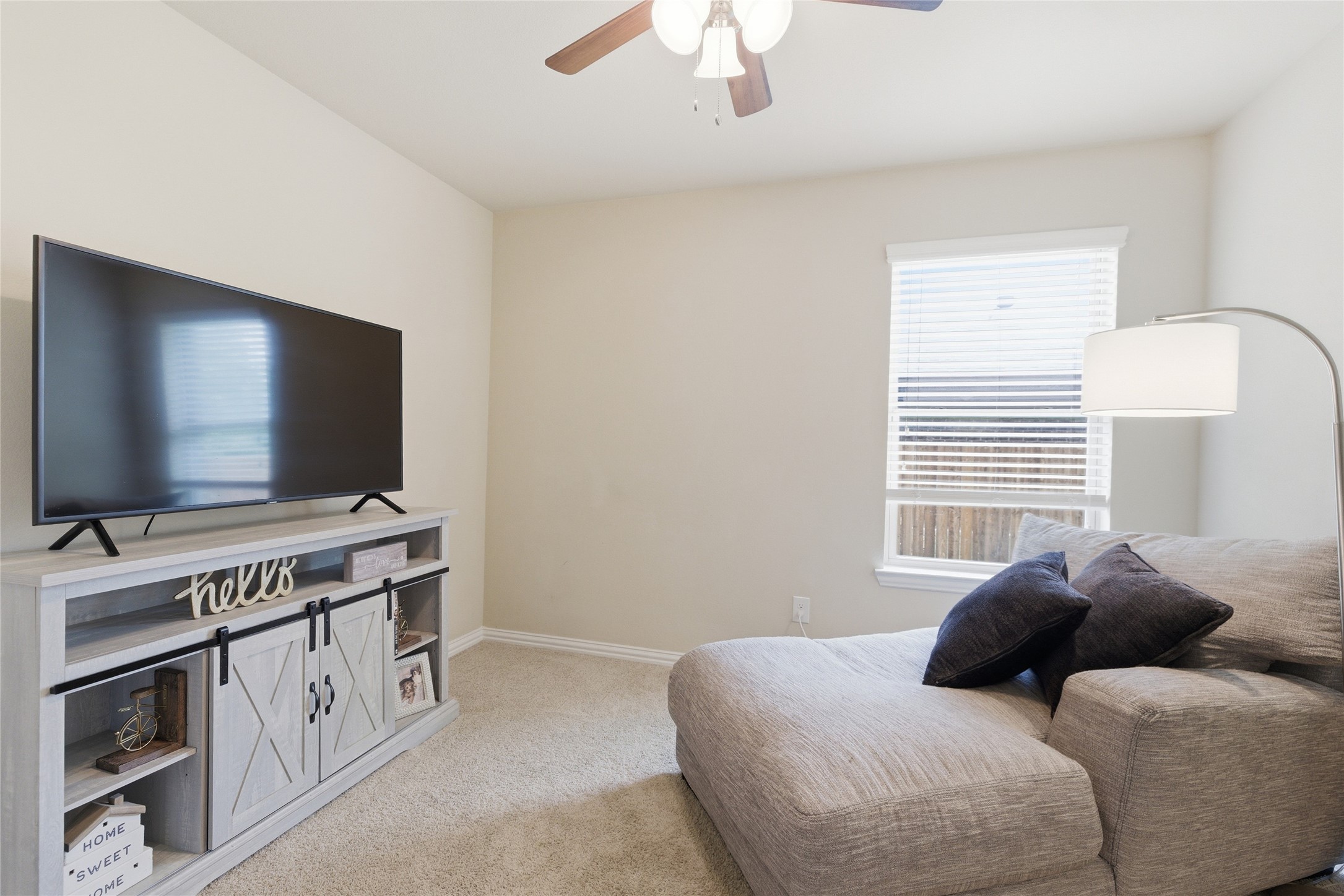800 Silverthorne Drive Burleson TX 76028