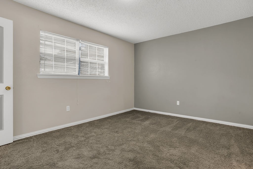 1437 Brook Meadow Circle Lancaster TX 75134