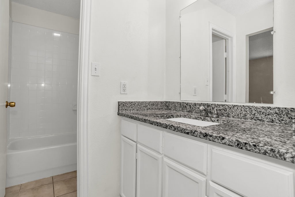 1437 Brook Meadow Circle Lancaster TX 75134