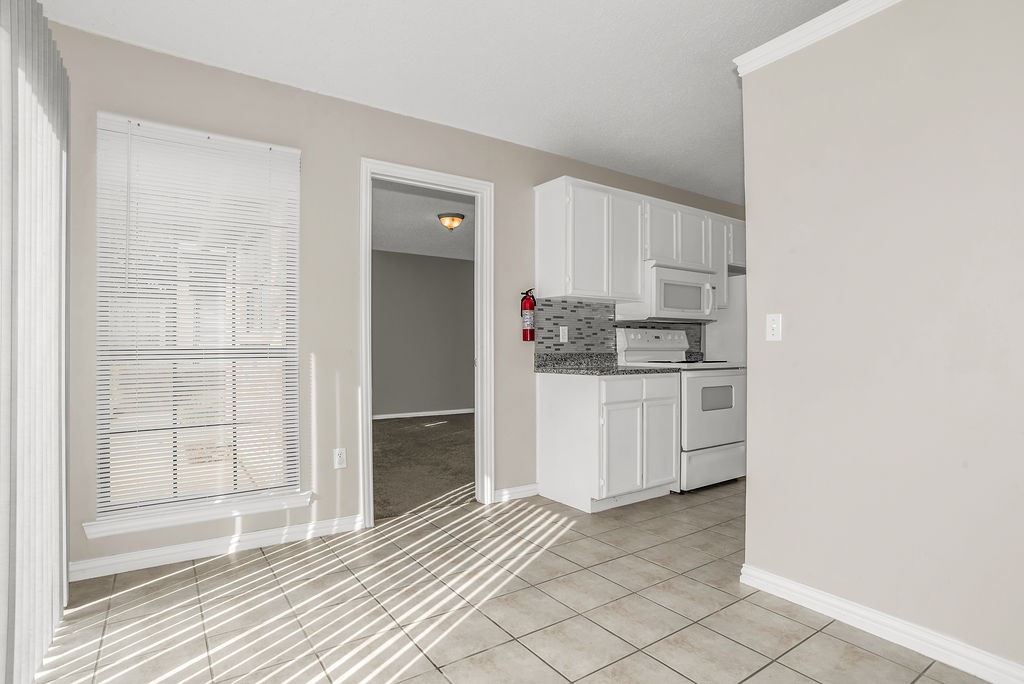 1437 Brook Meadow Circle Lancaster TX 75134