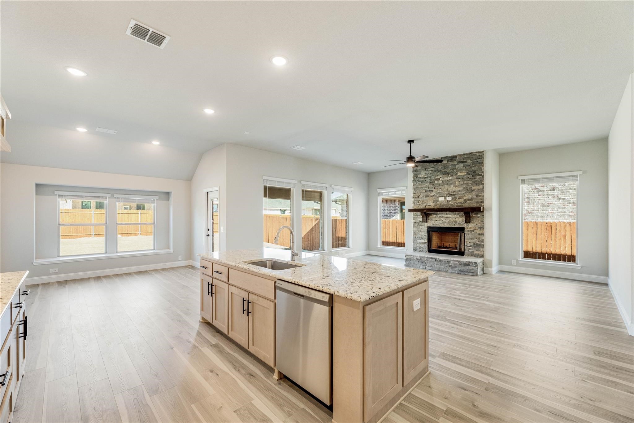 1076 Fleetwood Drive Justin TX 76247