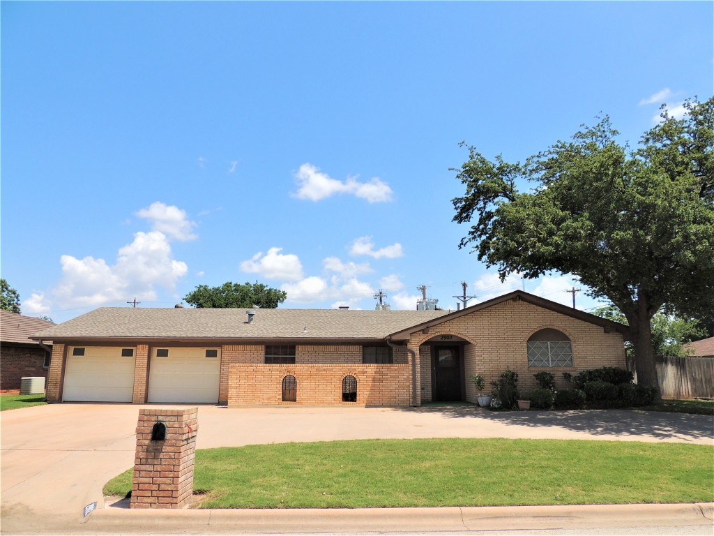 2902 Robertson Drive Abilene TX 79606