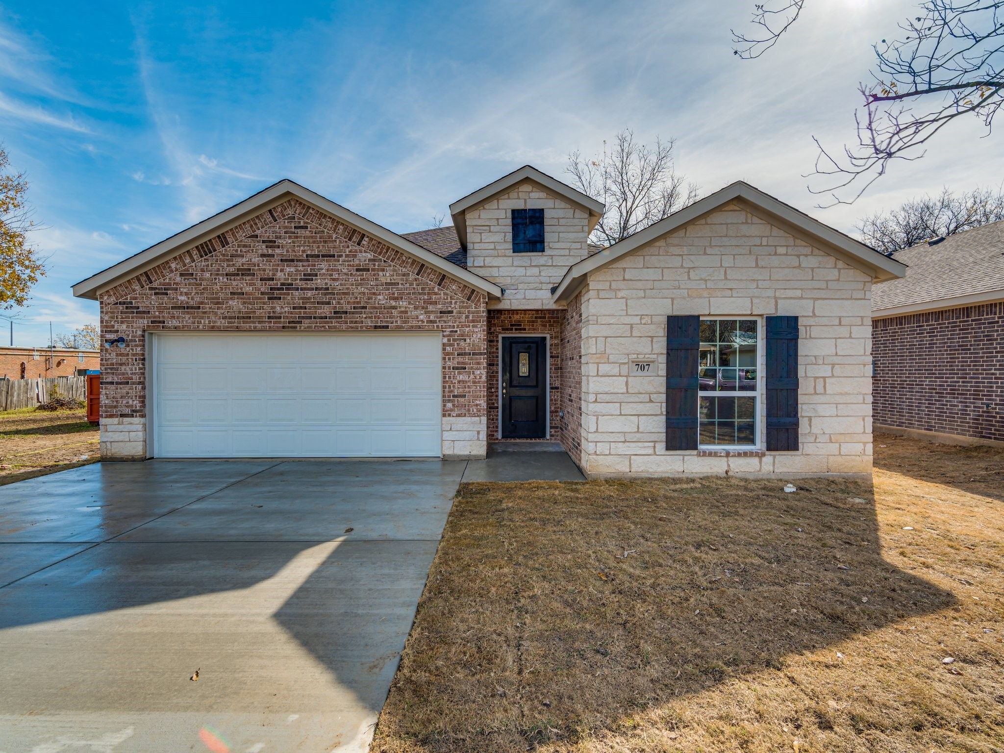 707 W Waco Street Ennis TX 75119