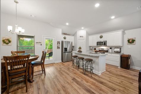 103 Randal Row Corsicana TX 75110