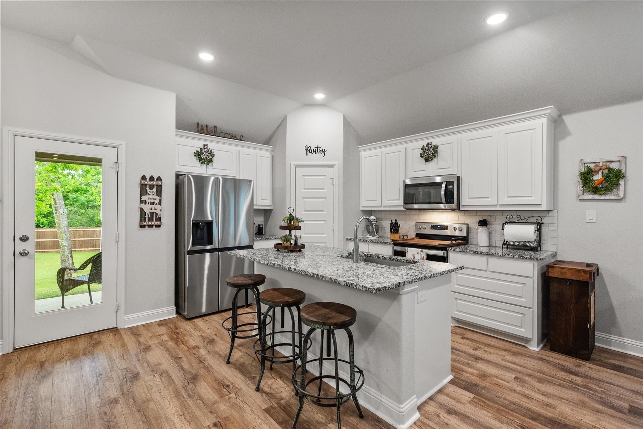 103 Randal Row Corsicana TX 75110