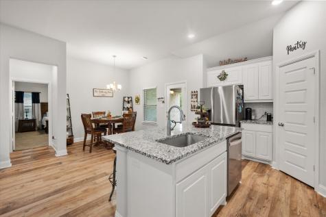 103 Randal Row Corsicana TX 75110