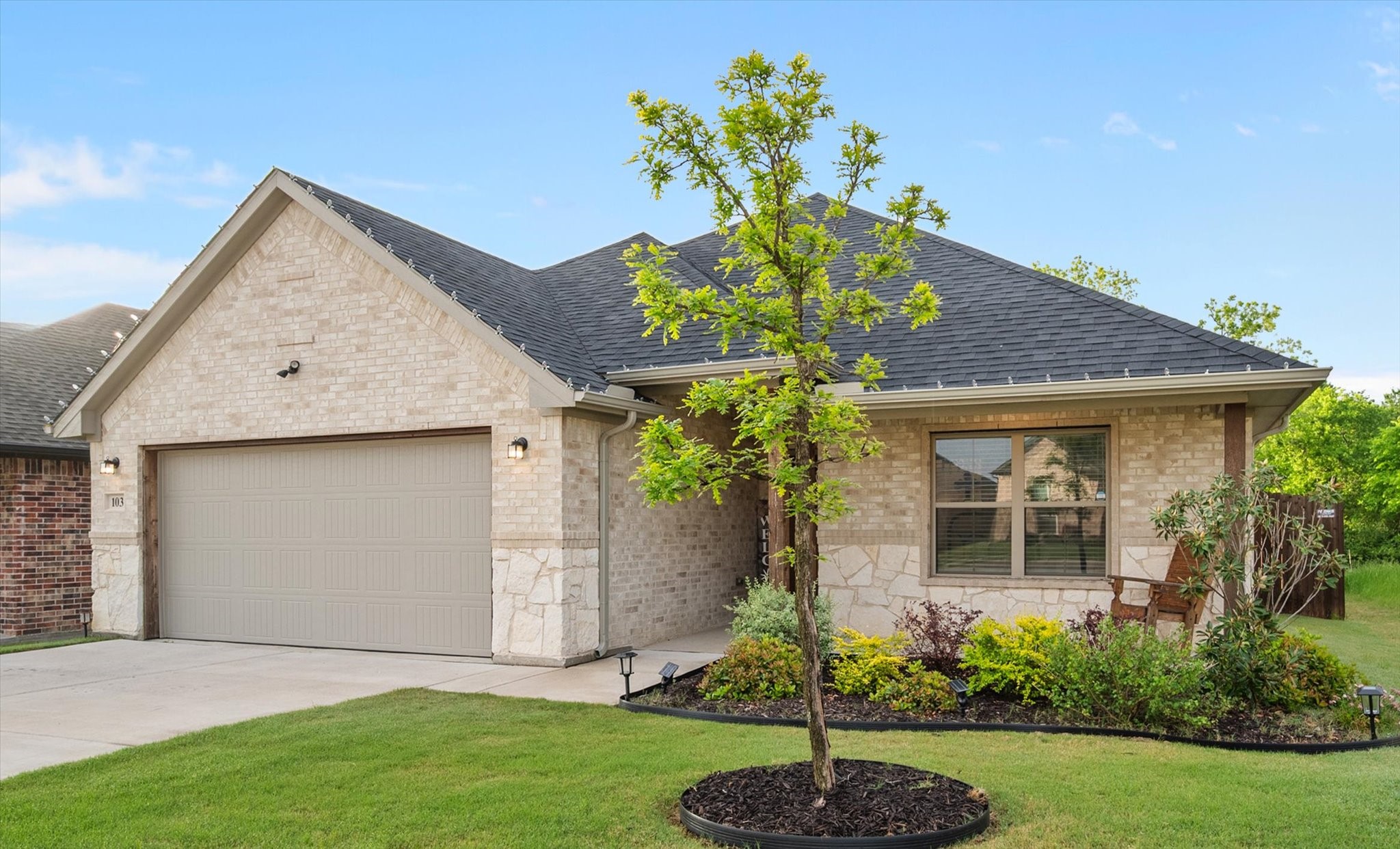103 Randal Row Corsicana TX 75110