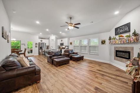 103 Randal Row Corsicana TX 75110