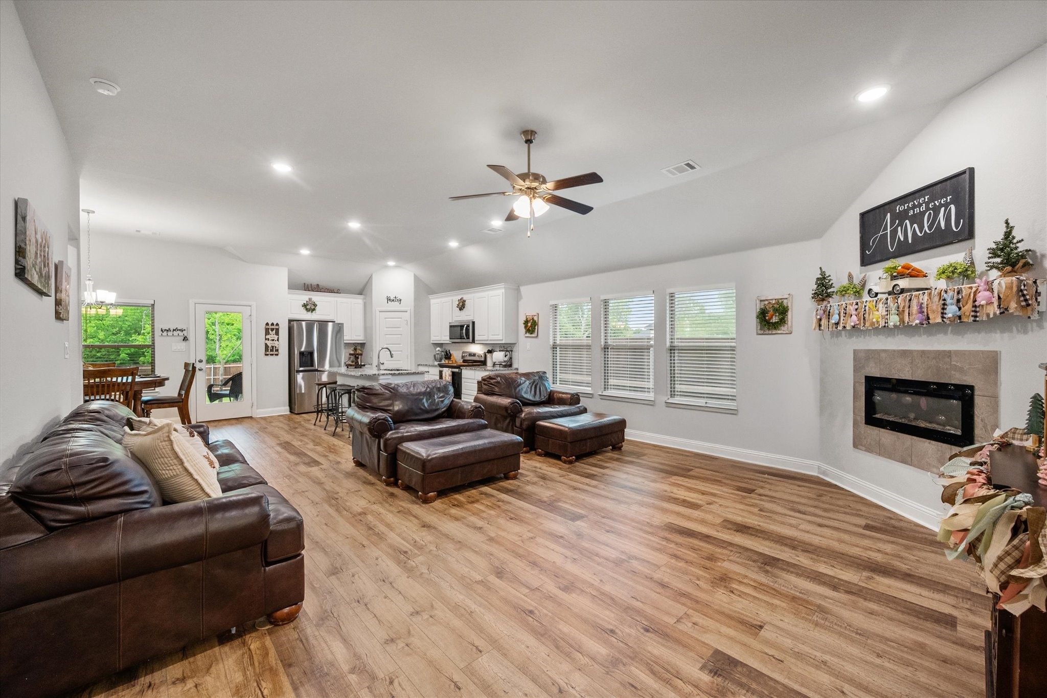 103 Randal Row Corsicana TX 75110