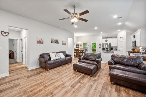 103 Randal Row Corsicana TX 75110