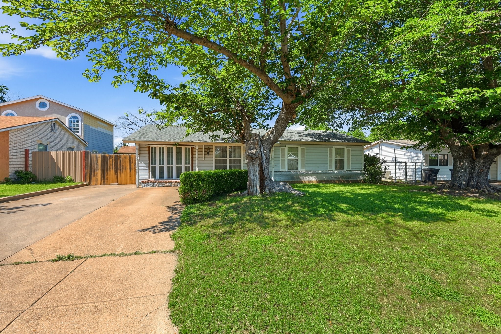 1309 De Ridder Avenue Fort Worth TX 76106