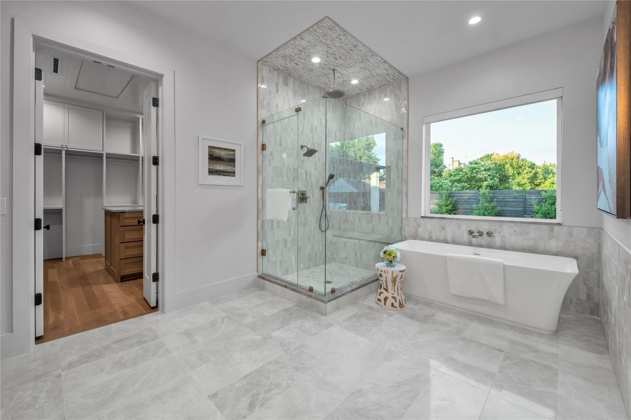 419 W Colorado Boulevard Dallas TX 75208