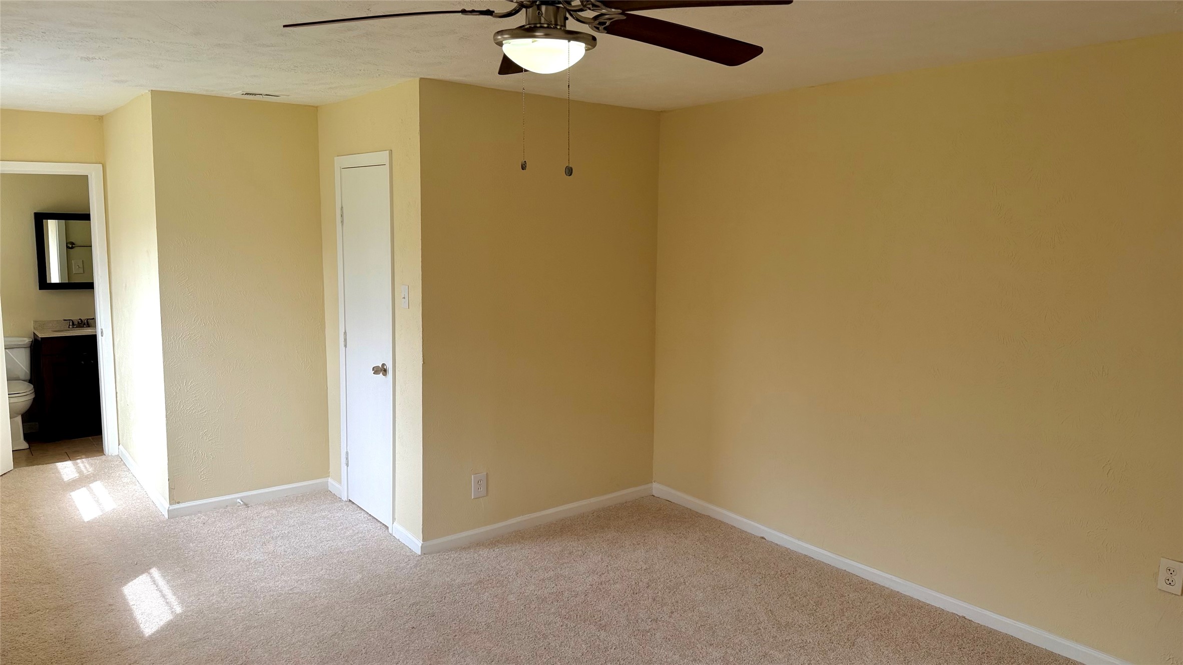 1102 Poindexter Avenue Cleburne TX 76033
