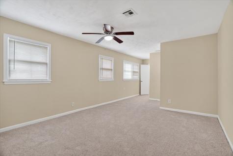 1102 Poindexter Avenue Cleburne TX 76033