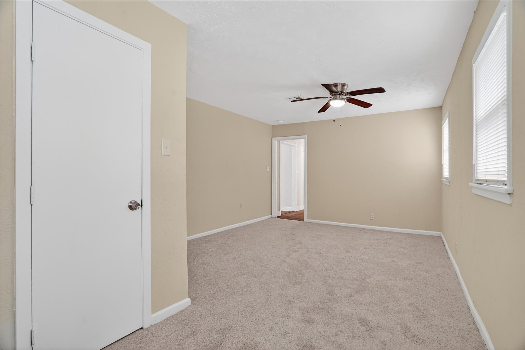 1102 Poindexter Avenue Cleburne TX 76033
