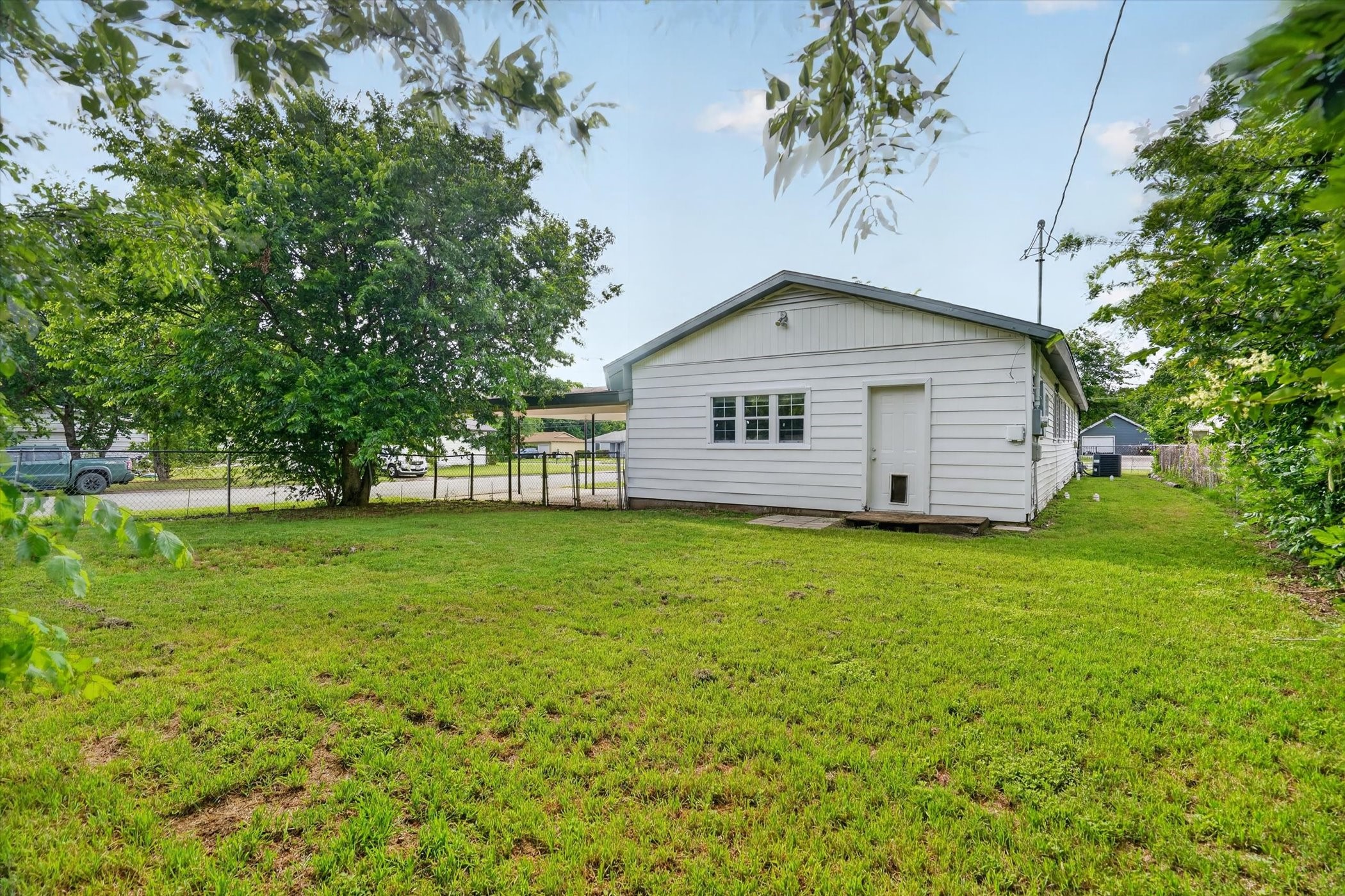 1102 Poindexter Avenue Cleburne TX 76033
