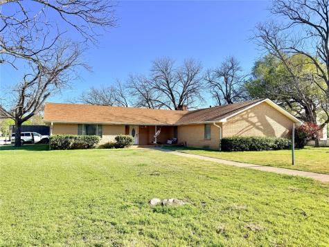 429 Agnes Avenue Marlin TX 76661