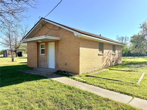 429 Agnes Avenue Marlin TX 76661
