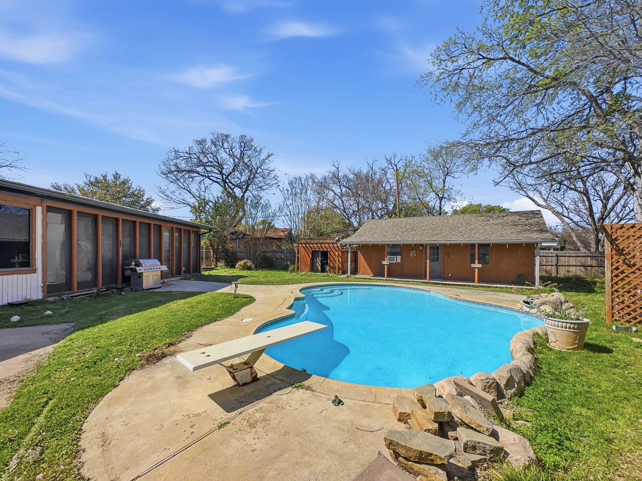 7515 Evelyn Drive Richland Hills TX 76118